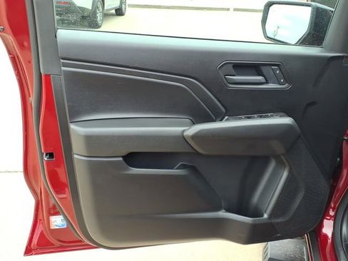 Used 2026 Chevrolet Colorado Trail Boss AWD/4WD image 9