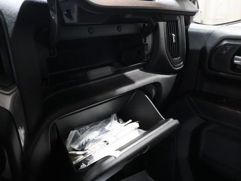 Used 2021 Chevrolet Silverado 1500 Custom w/ Safety Confidence Package image 32