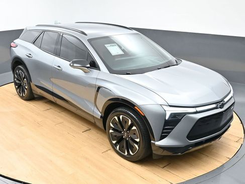 Used 2024 Chevrolet Blazer EV RS AWD/4WD image 42