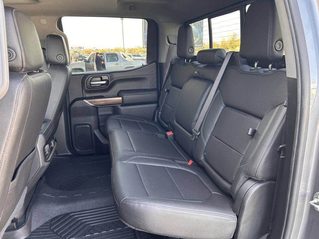Used 2022 Chevrolet Silverado 1500 LT Trail Boss w/ LT Trail Boss Premium Package AWD/4WD image 14