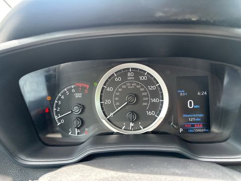 Used 2021 Toyota Corolla LE image 33