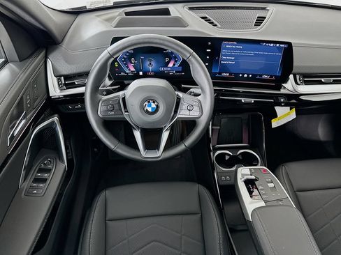 Used 2026 BMW X2 xDrive28i w/ Technology Package AWD/4WD image 19
