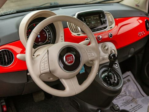 Used 2017 FIAT 500 Pop FWD image 10