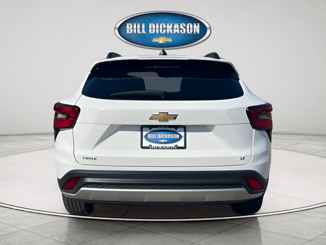 Used 2025 Chevrolet Trax LT FWD image 6