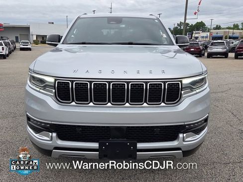 Used 2024 Jeep Wagoneer Series II w/ Flexible Seating Group AWD/4WD image 2