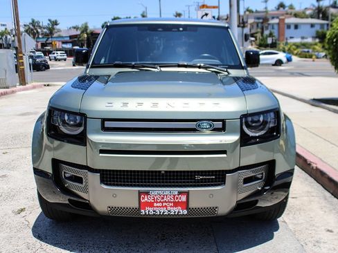 Used 2022 Land Rover Defender 110 X-Dynamic SE AWD/4WD image 9