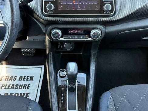Used 2018 Nissan Kicks SV w/ Exterior Package FWD image 28