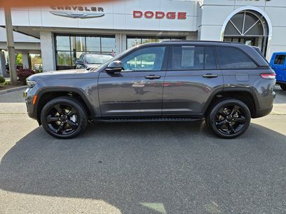 Used 2024 Jeep Grand Cherokee Limited w/ Luxury Tech Group II