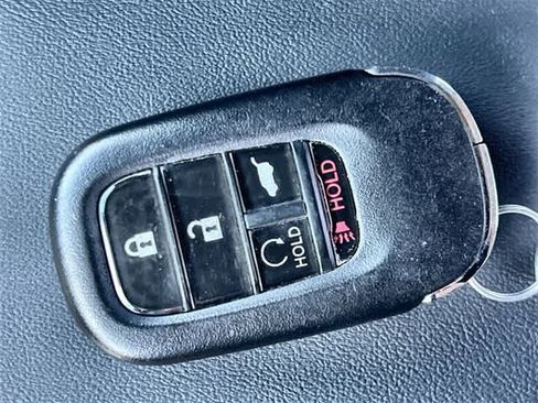 Certified 2026 Honda HR-V Sport image 21