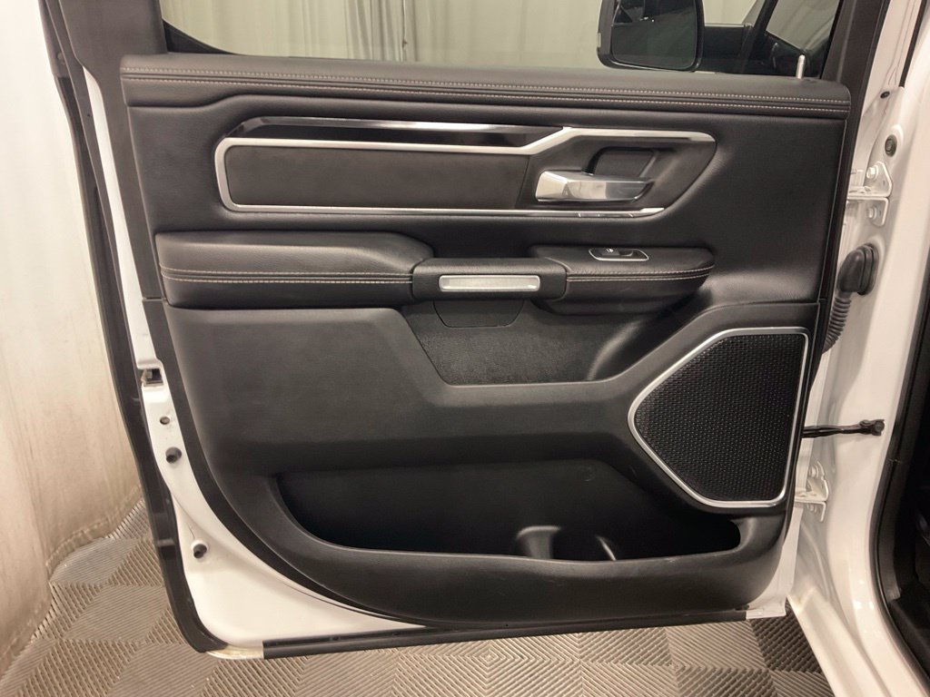 Used 2021 RAM 1500 Laramie w/ Sport Appearance Package AWD/4WD image 30