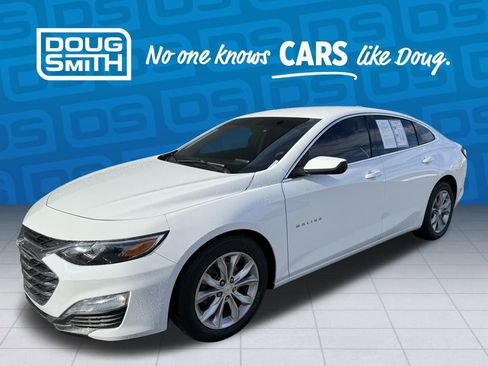 Used 2022 Chevrolet Malibu LT image 1