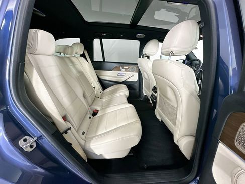 Certified 2024 Mercedes-Benz GLS 450 4MATIC image 29