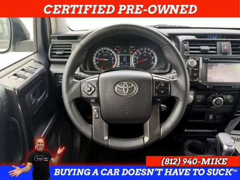 Used 2018 Toyota 4Runner TRD Off-Road Premium AWD/4WD image 16