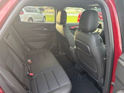 Used 2025 Chevrolet TrailBlazer RS w/ Convenience Package image 19