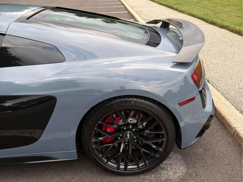 Used 2020 Audi R8 V10 AWD/4WD image 5