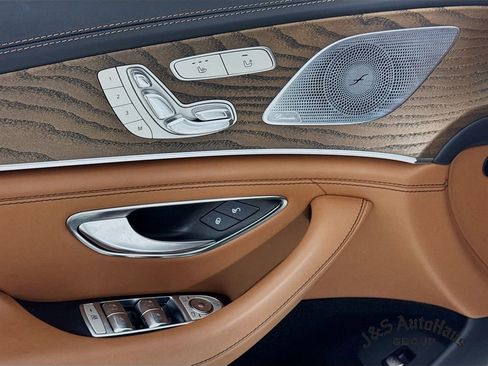 Used 2021 Mercedes-Benz AMG GT 43 w/ Driver Assistance Package image 23