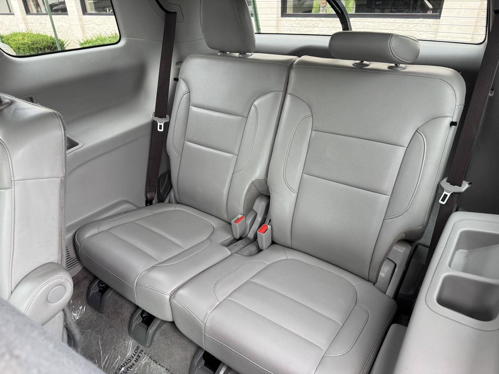 Used 2019 GMC Acadia SLT FWD image 31