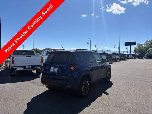Used 2016 Jeep Renegade Trailhawk AWD/4WD image 2