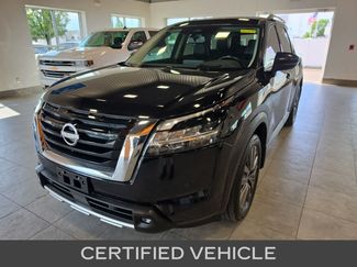 Used 2022 Nissan Pathfinder SL AWD/4WD video 2