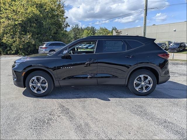 New 2026 Chevrolet Blazer LT w/ Convenience Package FWD image 5