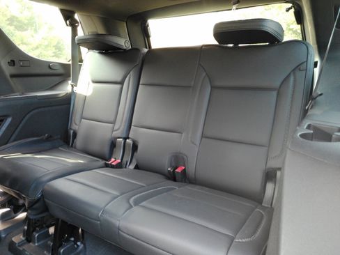 Certified 2023 GMC Yukon Denali image 12