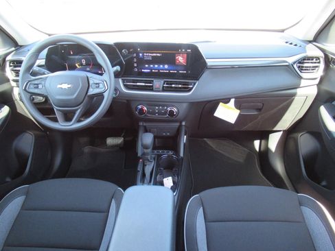 New 2026 Chevrolet TrailBlazer LS w/ LS Convenience Package FWD image 12