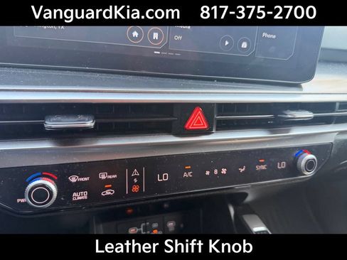Certified 2025 Kia Sorento S w/ Panoramic Sunroof Package FWD image 23