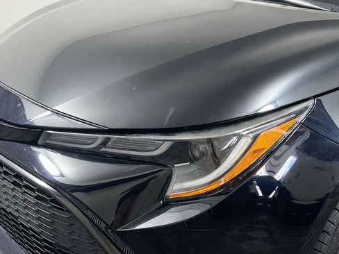 Used 2021 Toyota Corolla SE image 11