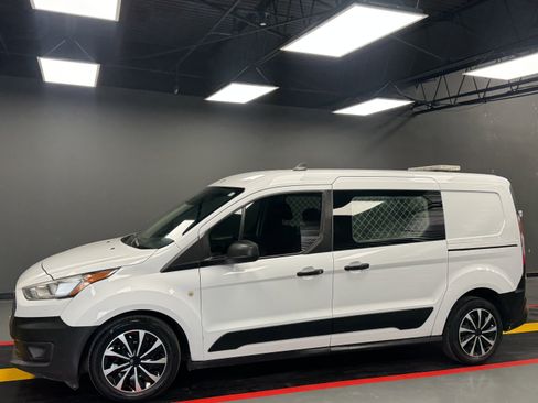 Used 2019 Ford Transit Connect XL image 2