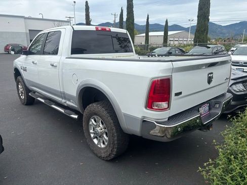 Used 2016 RAM 2500 Laramie image 3