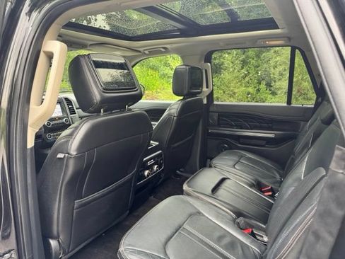 Used 2019 Ford Expedition Max Platinum AWD/4WD image 12