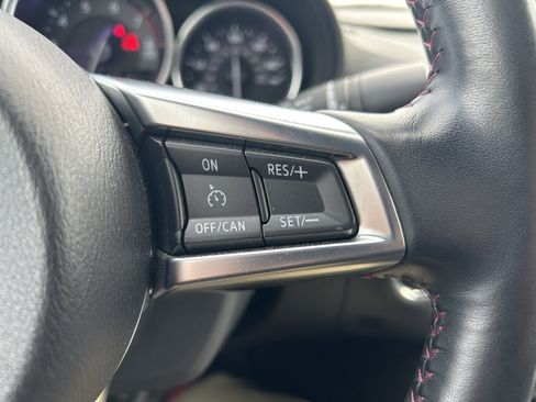 Used 2017 MAZDA MX-5 Miata RF Grand Touring image 17