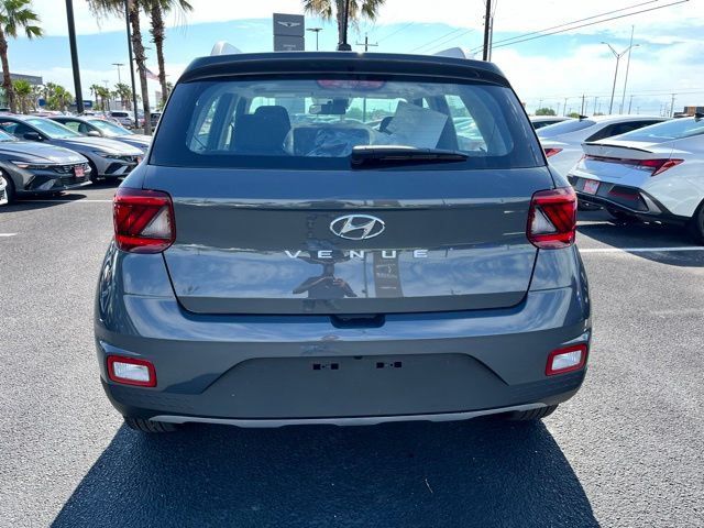 New 2026 Hyundai Venue SEL FWD image 6