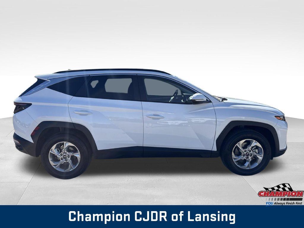 Used 2023 Hyundai Tucson SEL AWD/4WD image 9