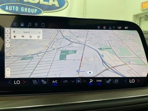 New 2026 Chevrolet Suburban High Country AWD/4WD image 4