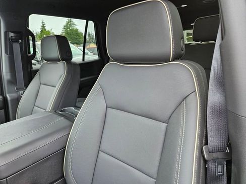 New 2026 GMC Yukon Elevation AWD/4WD image 22