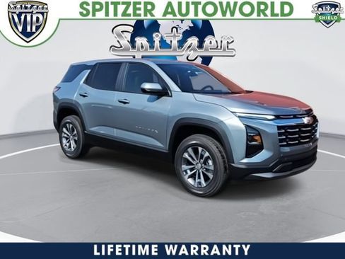 New 2027 Chevrolet Equinox LT FWD image 2