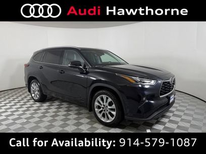 Used 2023 Toyota Highlander Limited