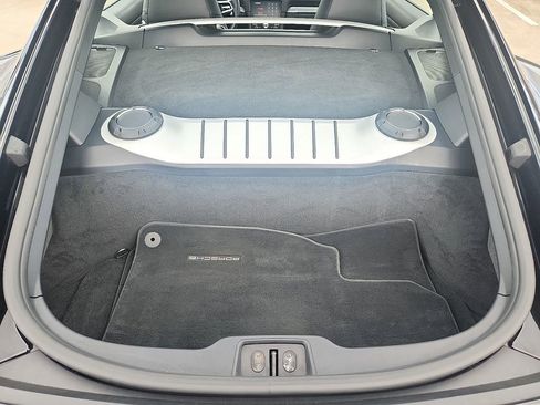 Certified 2018 Porsche 718 Cayman image 27