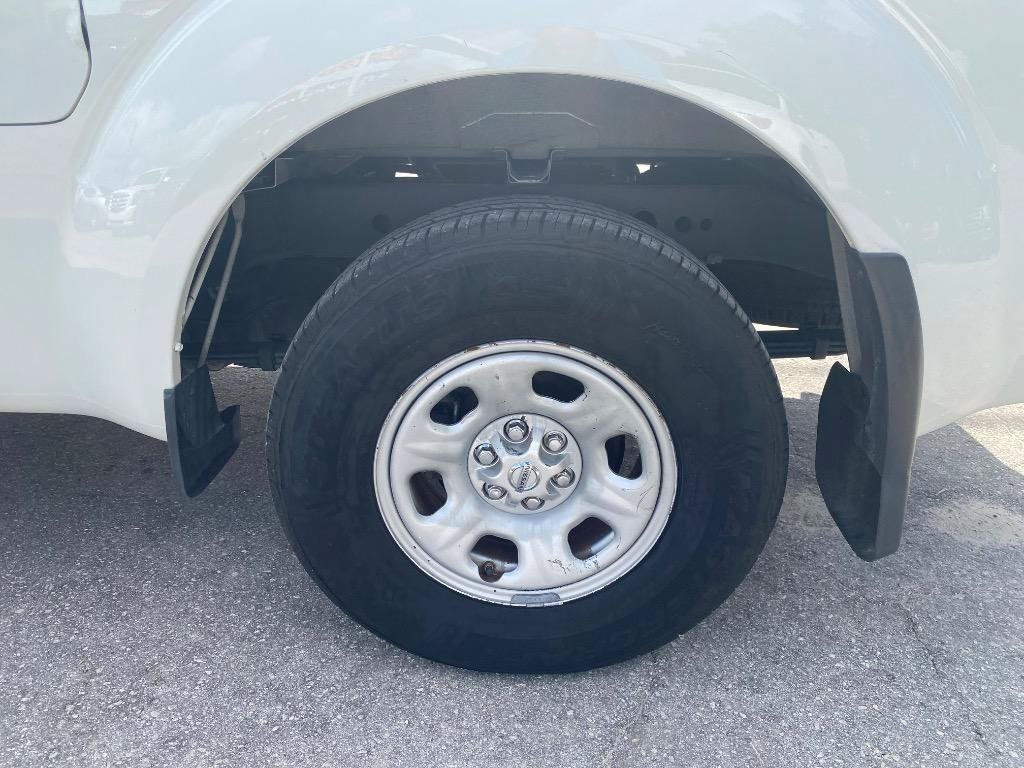 Used 2019 Nissan Frontier S RWD image 11