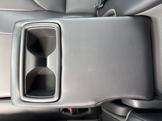 Used 2020 Toyota Highlander XLE AWD/4WD image 21