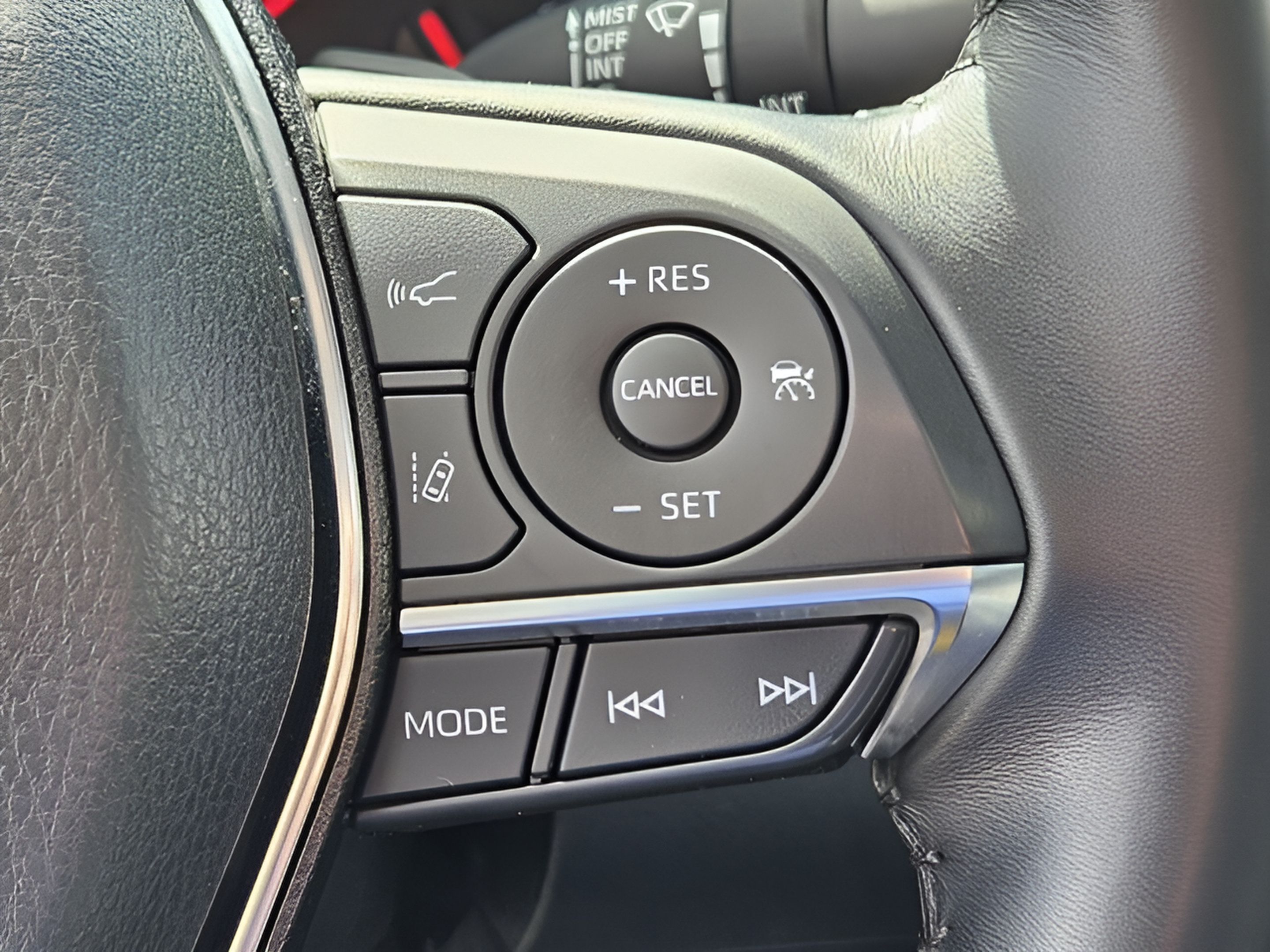 Used 2020 Toyota Camry XSE w/ Driver Assist Package FWD image 24