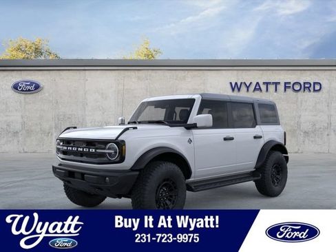 New 2026 Ford Bronco Outer Banks w/ Sasquatch Package AWD/4WD image 1