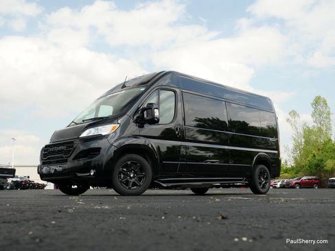 Used 2023 RAM ProMaster 2500 w/ Driver Convenience Group image 27