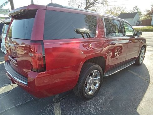 Used 2015 Chevrolet Suburban LTZ image 4