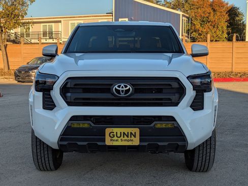Used 2024 Toyota Tacoma image 8