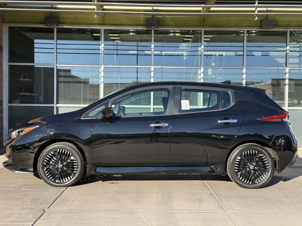Used 2025 Nissan Leaf SV Plus FWD image 7