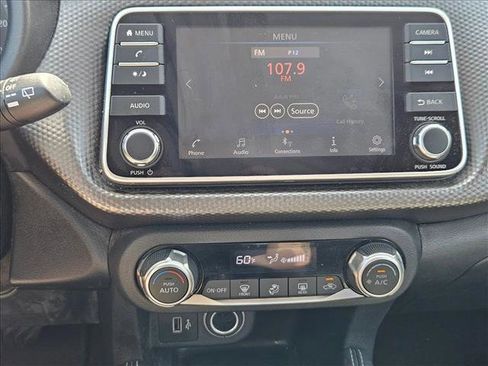 Used 2020 Nissan Kicks SV FWD image 12