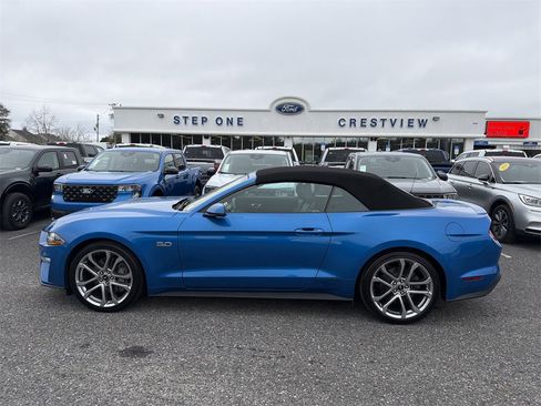 Used 2019 Ford Mustang GT Premium w/ Equipment Group 401A image 8