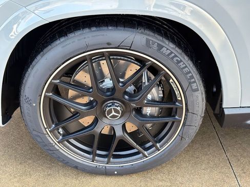 New 2026 Mercedes-Benz GLE 53 AMG 4MATIC image 12
